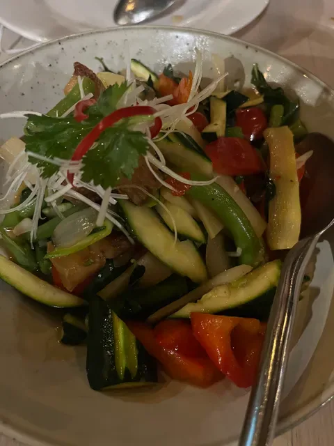 Yim Thai Yeronga