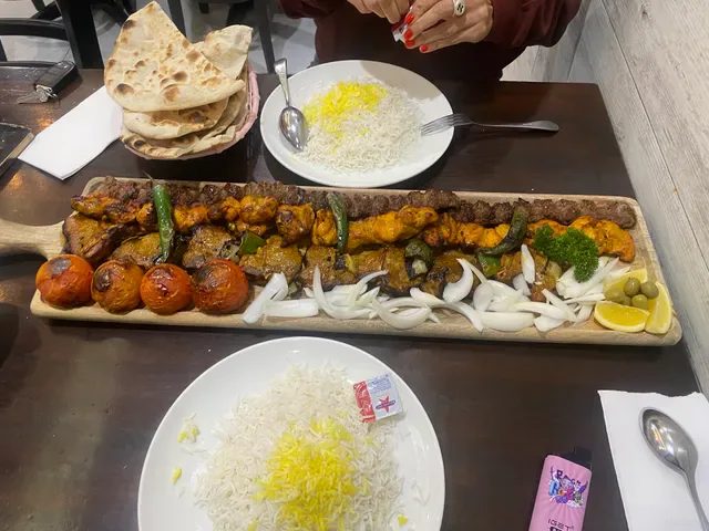 Zeitoon Restaurant