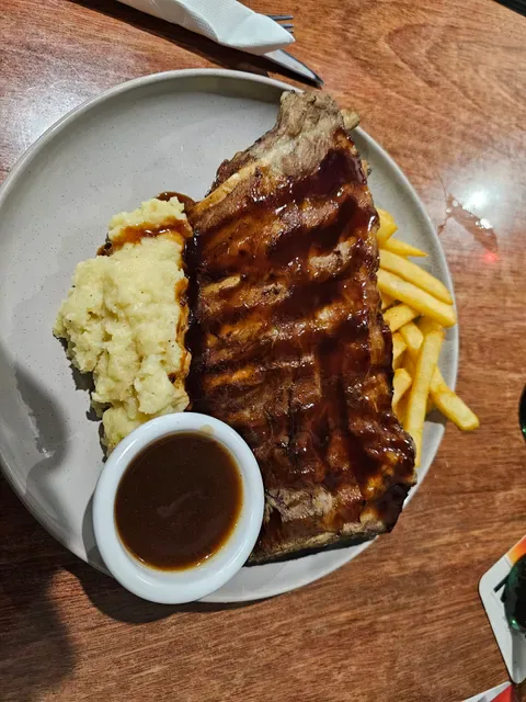 Brisbane Valley Tavern (Aust)