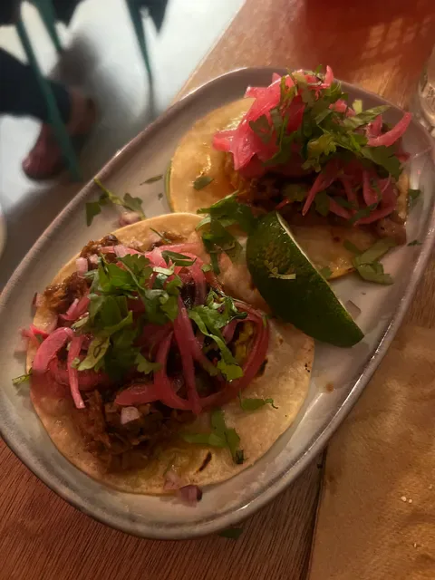 Agave Rosa | Restaurant & Taquería