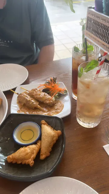 Amphawa Thai Restaurant