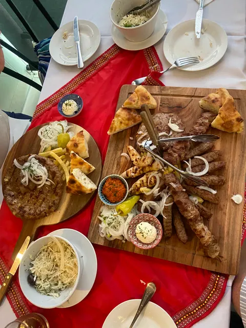 Antika Bar & Grill