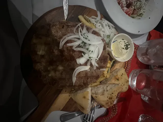 Antika Bar & Grill