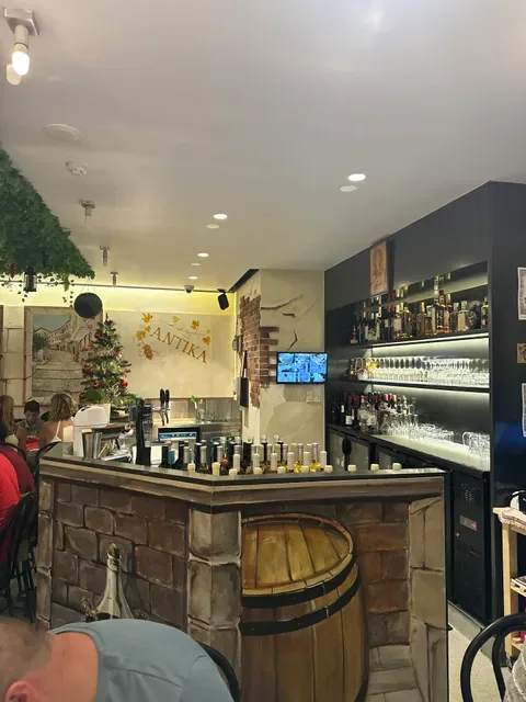 Antika Bar & Grill