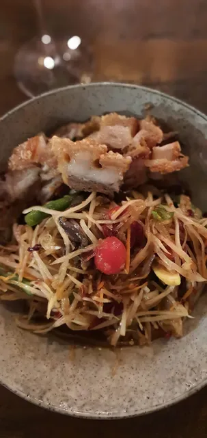 Ari Thai Kitchen & Bar