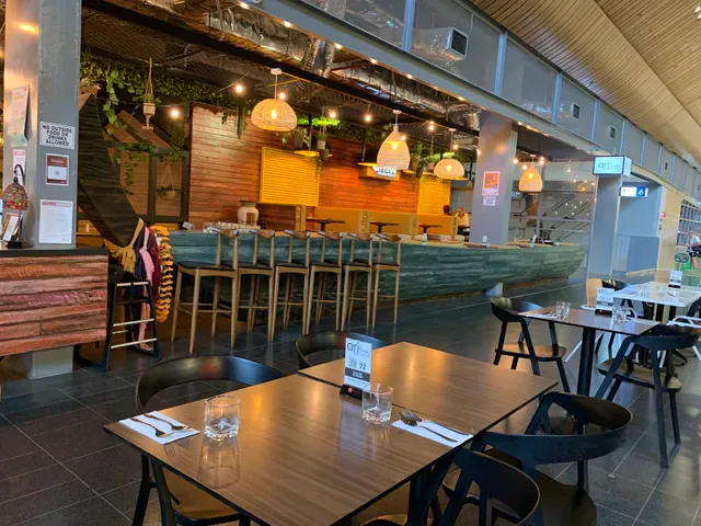 Ari Thai Kitchen & Bar