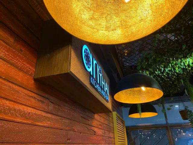Ari Thai Kitchen & Bar