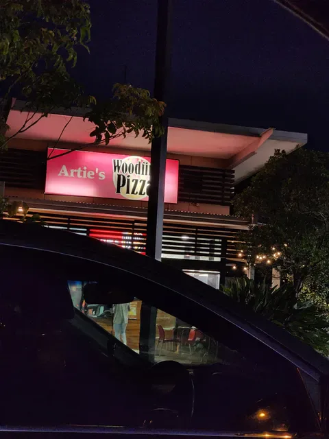 Artie's Woodfire Pizza