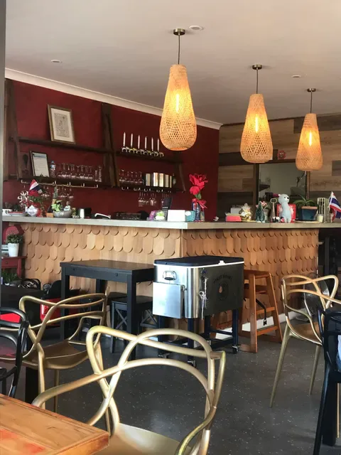 At Thai on Ferry