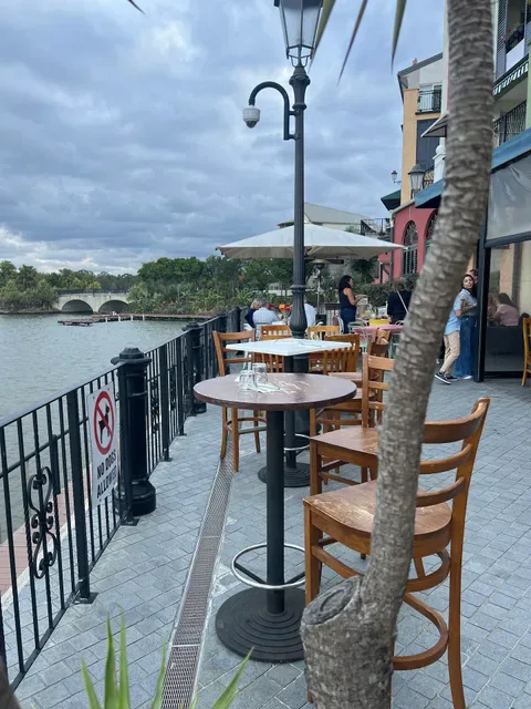 Athenia Restaurant & Bar