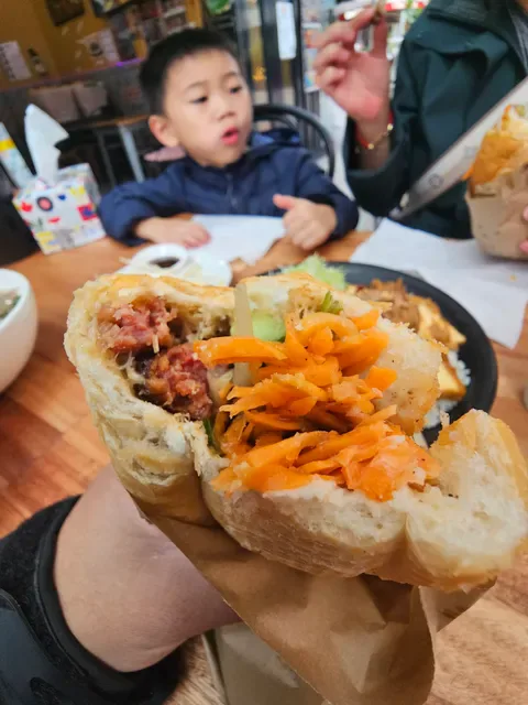 Bánh Mì Southport