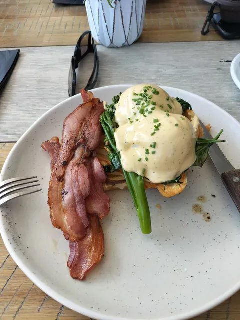 Banksy Bar & Kitchen