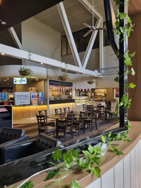 Benowa Tavern