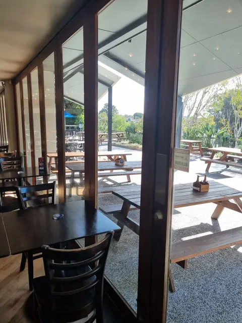 Benowa Tavern