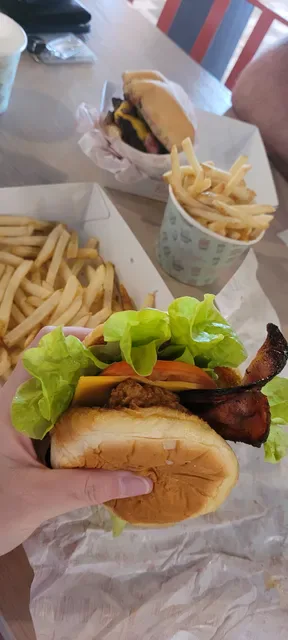 Betty's Burgers