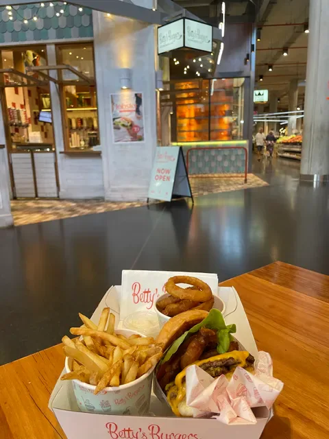 Betty's Burgers