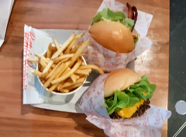 Betty's Burgers