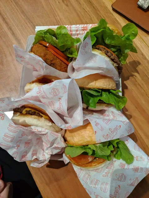 Betty's Burgers
