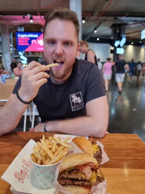 Betty's Burgers