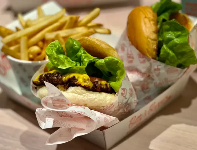 Betty's Burgers