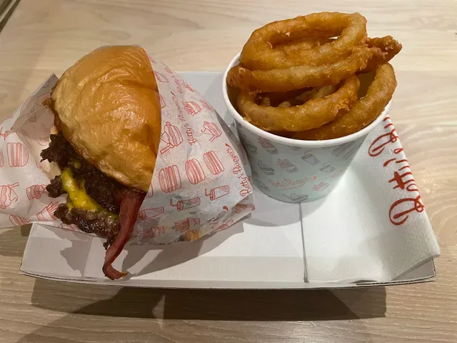 Betty's Burgers