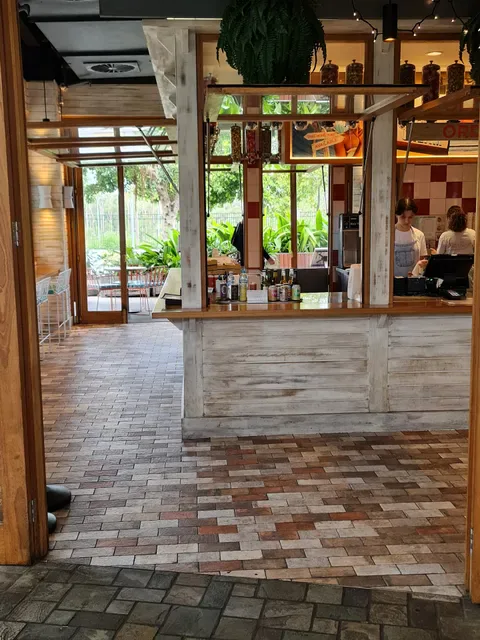 Betty's Burgers