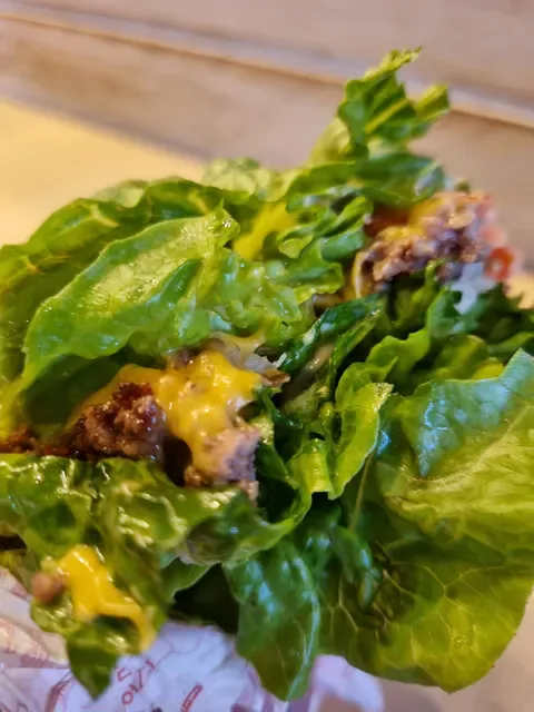 Betty's Burgers