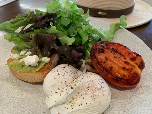 Bistro 19