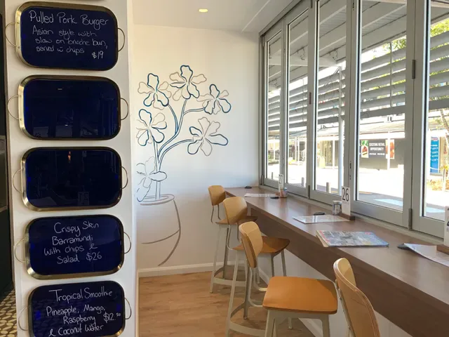Bistro 19