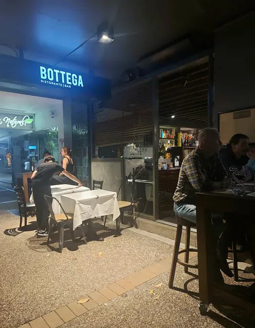Bottega Chevron Village