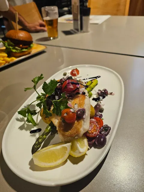 Broadbeach Tavern