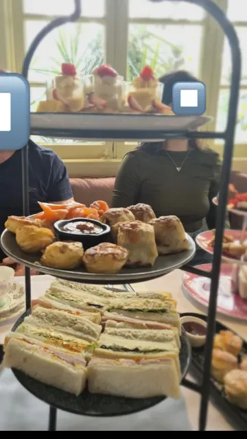 Bumbles Café
