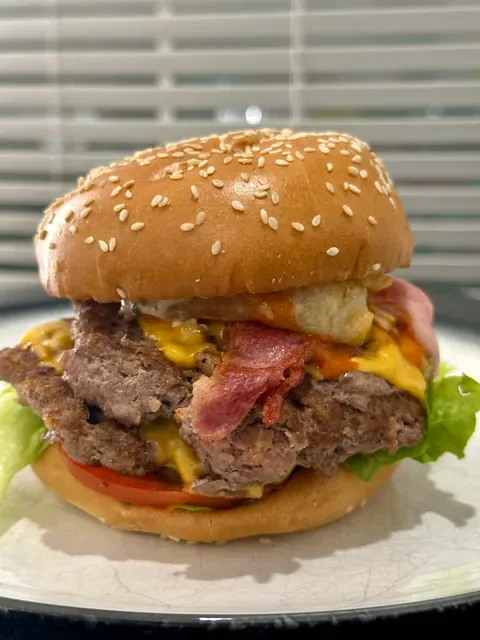 Burger Urge Crestwood