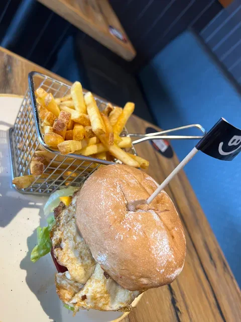 Burger Urge Crestwood