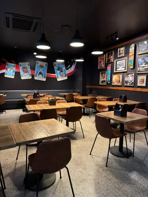Burger Urge Crestwood