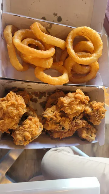 Burger'D Pacific Pines