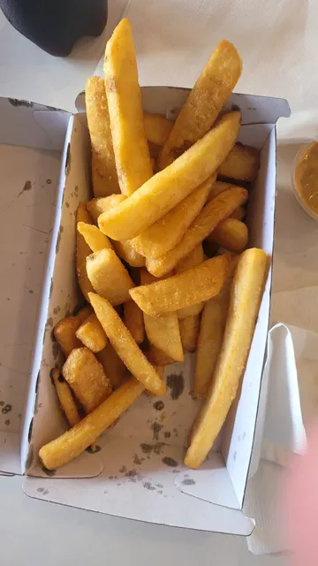 Burger'D Pacific Pines