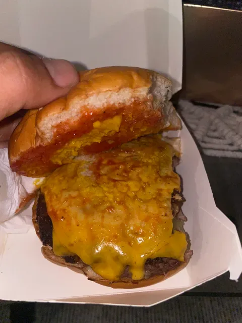 Burger'D Pacific Pines