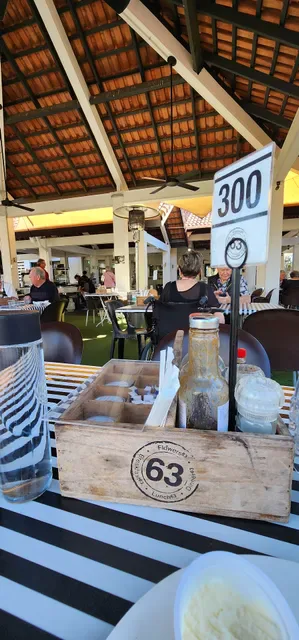 Cafe 63 Ross Evans