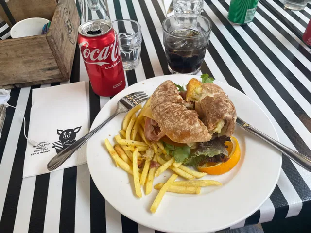 Cafe 63 Ross Evans