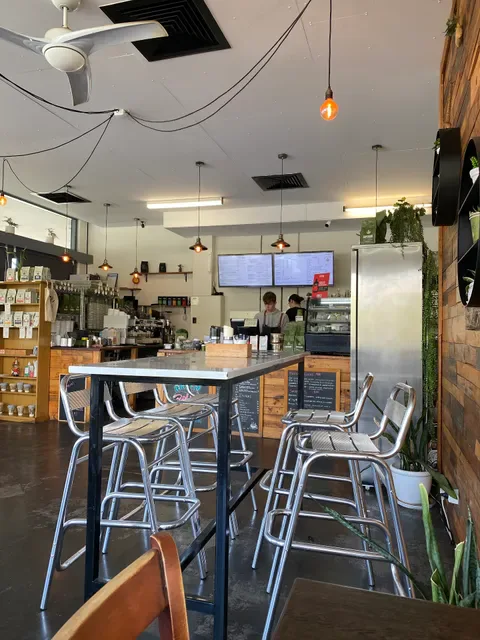 Cafe on South Bay