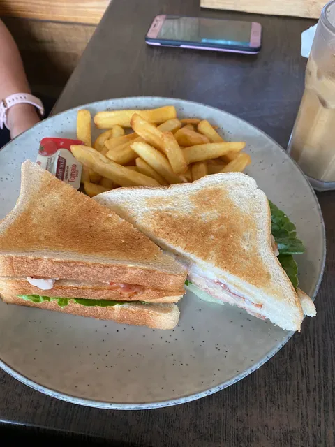 Cafe on South Bay