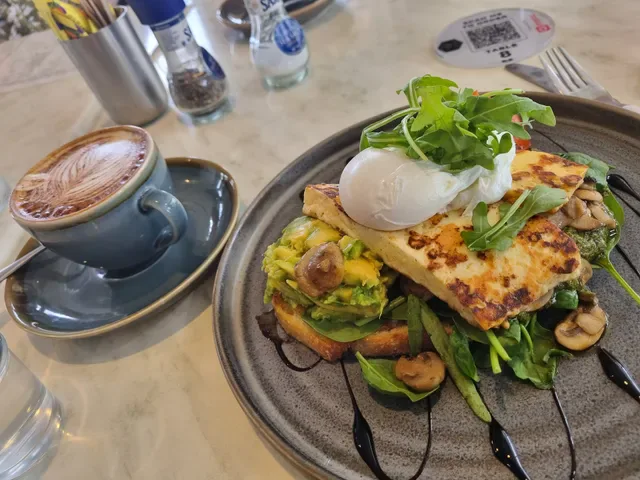 Cafe Two Coomera