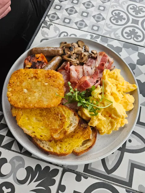 Cafe Two Coomera