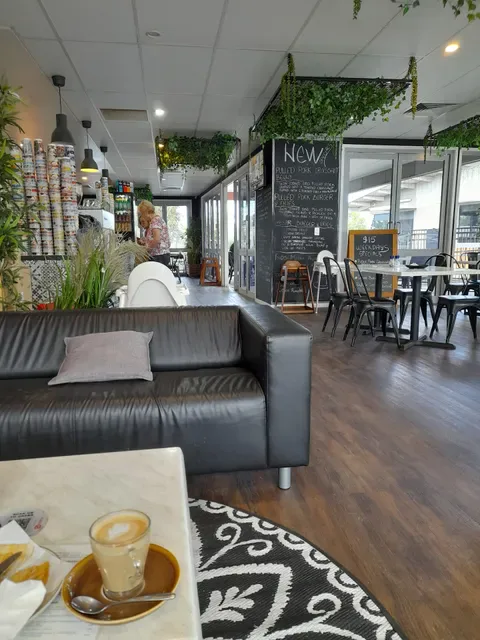 Cafe Two Coomera