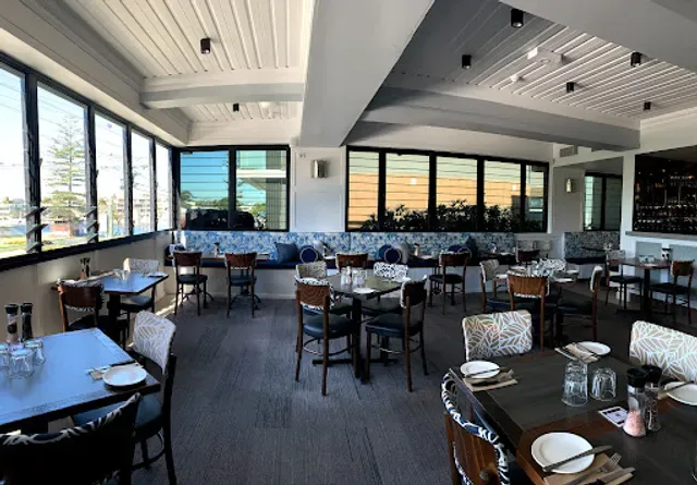 Cavills Steakhouse & Rooftop Bar