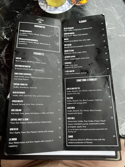 Central Lounge Bar and Dining