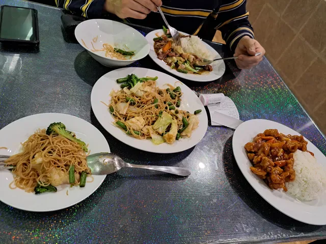 Chef's Chow Mein
