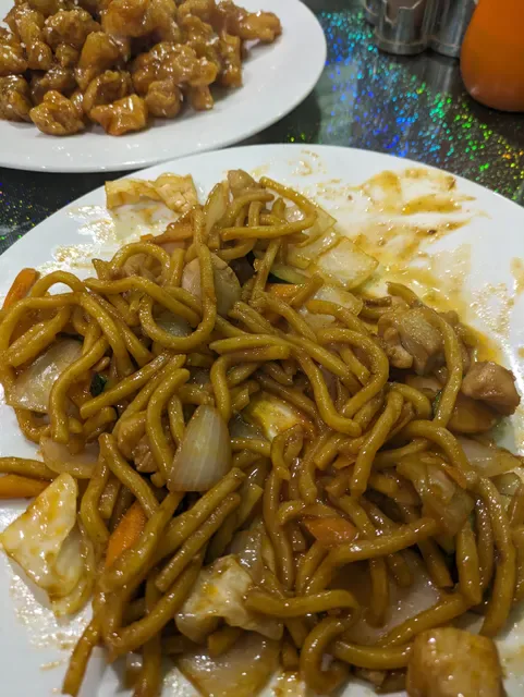 Chef's Chow Mein
