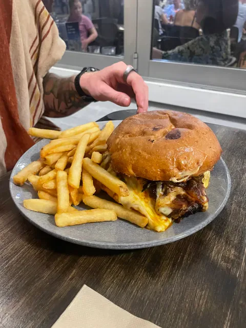 Choofas Smokehouse & Seafood